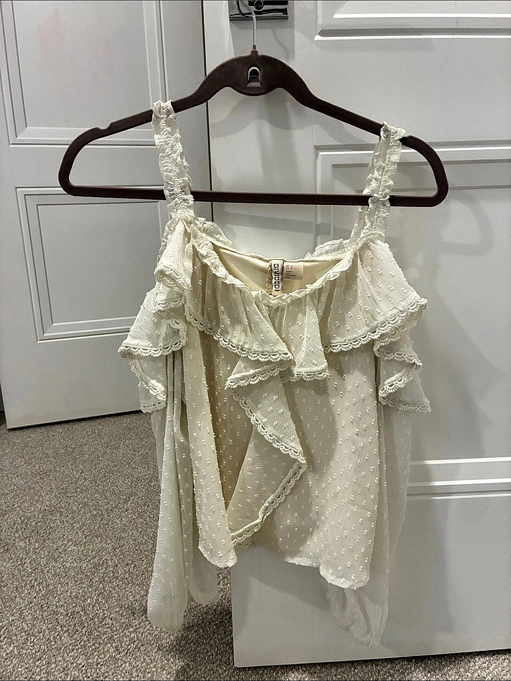 h& m 
Swiss Dot Ruffle Blouse Size Small